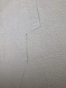 大阪府八尾市にて外壁塗装（外壁・付帯部・土間・ベランダ防水）