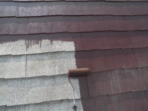 八尾市にて行った外壁塗装・屋根塗装の様子　中塗り